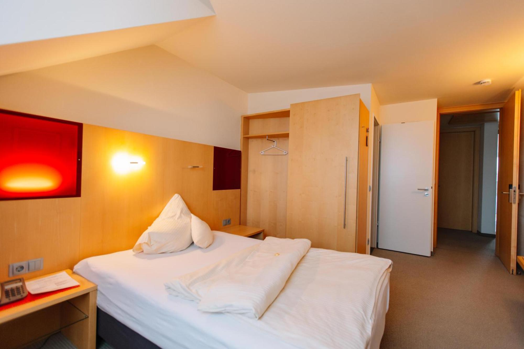 Landhotel Gasthof Drexler Gbr フュルステンフェルトブルック エクステリア 写真